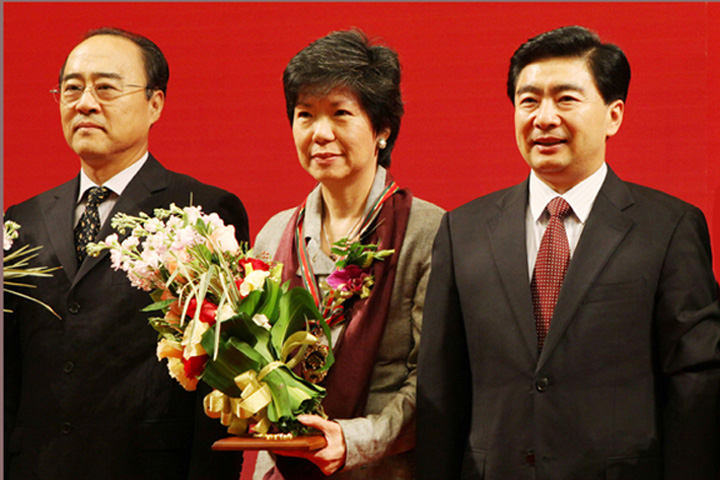 YICT Managing Director Hai Chi Yuet Named Honourable Citizen of Shenzhen