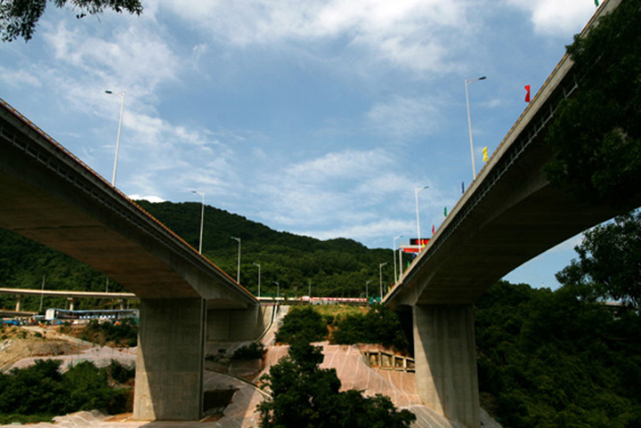 Second Access Road to Yantian Opened