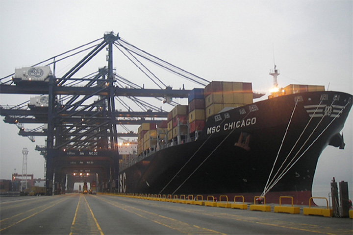 "MSC Chicago" on 23 January 2007 (MSEB)