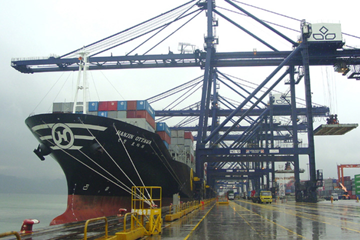 "Hanjin Ottawa" on 27 May 2006