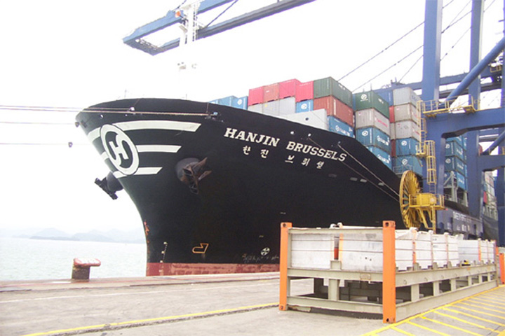 "Hanjin Brussels" on 25 April 2004