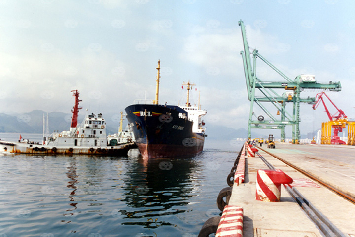 "Kiti Bhum" on 20 Apr 1995