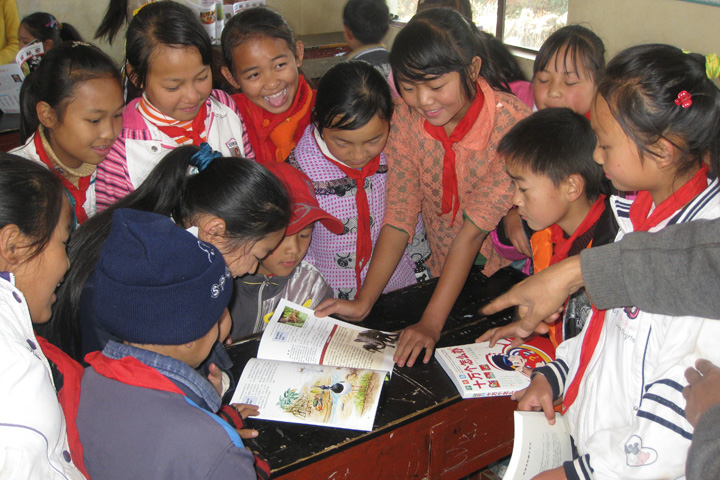 On 21 September 2009, YICT launched a five-day donation drive among its staff to collect books, toys and stationery. All the items collected were later given to the children of Dahaicun Hope Primary School in Yunnan Province.