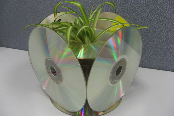 CD flowerpot