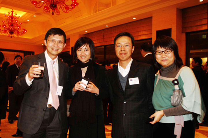 On 18 January 2008, YICT invited more than 500 guests from shipping lines, shipping agents, end-users and third-party logistics providers to its Spring Dinner at InterContinental Shenzhen.