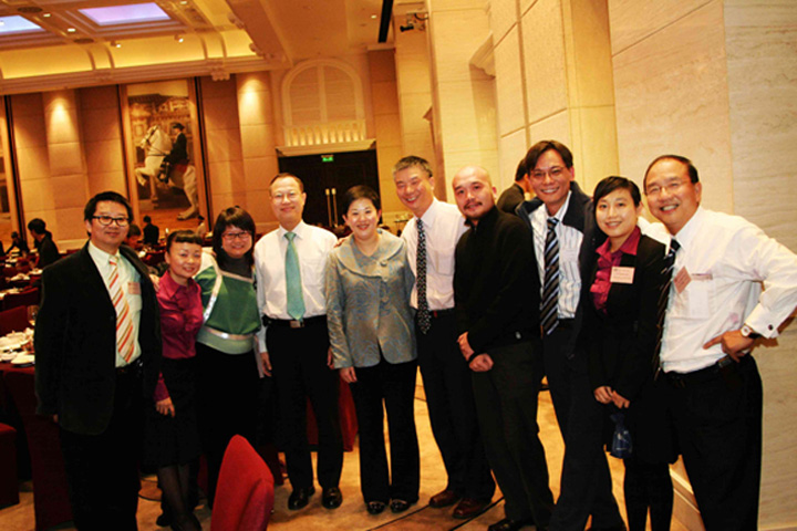 On 18 January 2008, YICT invited more than 500 guests from shipping lines, shipping agents, end-users and third-party logistics providers to its Spring Dinner at InterContinental Shenzhen.