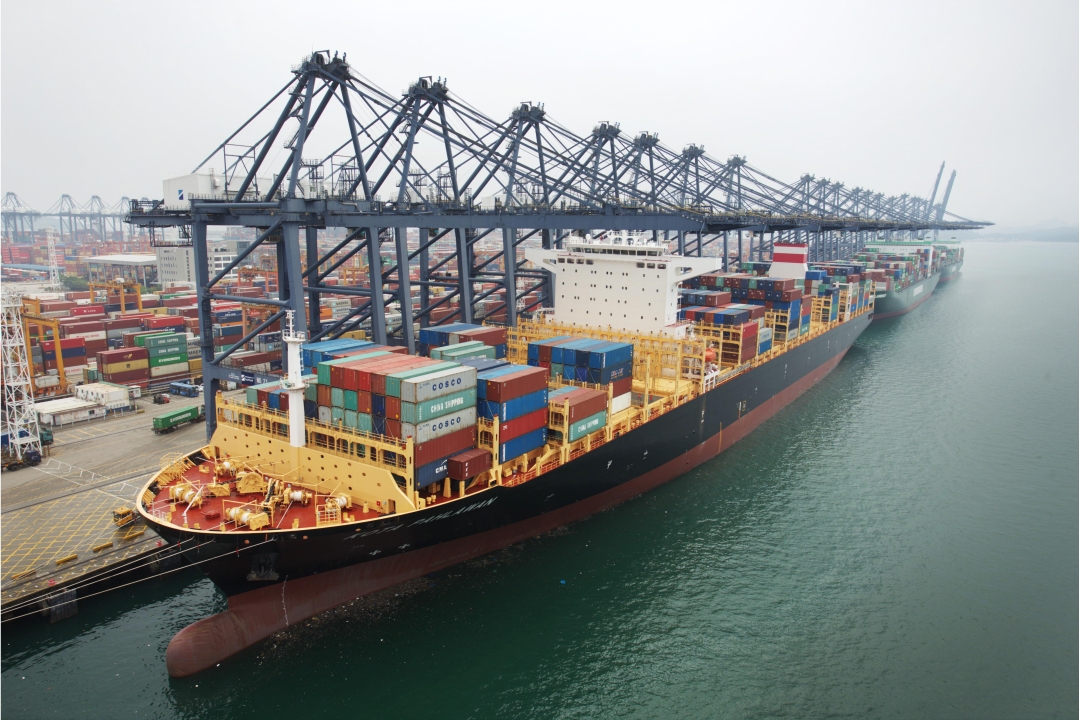 PIL’s Largest Container Vessel KOTA PAHLAWAN Calls at Yantian