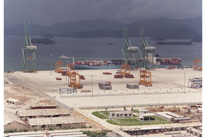 On Jul 20 1994, YANTIAN welcomed the first line-haul container vessel, the "Maersk Algeciras".